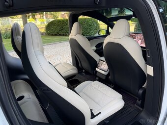 TESLA MODEL X PLAID 2026 - 11