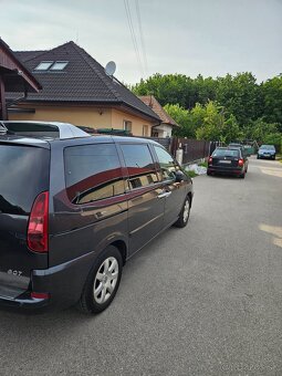 Peugeot 807 - 11