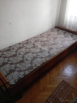kompletná jedáleň a kompletná spálňa z 60-70 rokov - 11