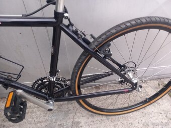 Specialized rockhoper - 11
