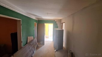 IBA U NÁS PREDAJ-4 izbový dom na Alžbetinom Ostrove v KN - 11