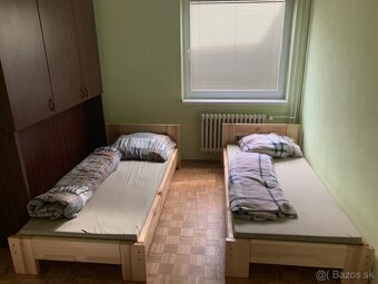 Prenajmem izby v bytoch - 11