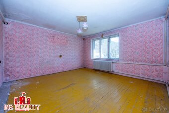 NA PREDAJ | Rodinný dom Drietoma, časť Brúsne - 11