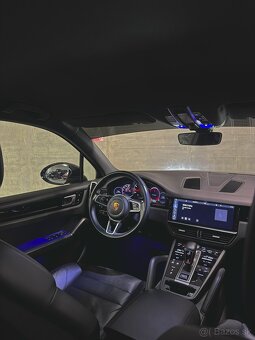 PORSCHE CAYENNE 3.0 V6 250kw - 11