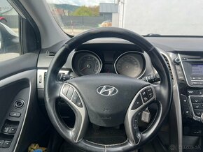 Hyundai i30 - autoškola - 11