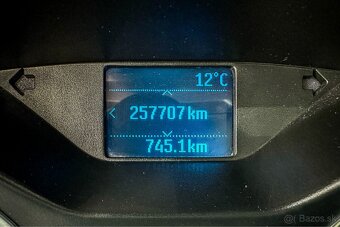 Ford Grand C-MAX 1.6 TDCi – 7-miestny - 11