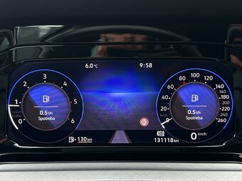 Volkswagen Golf Variant 2.0 TDi - 11