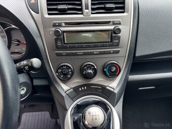 Toyota Verso-S, 1,3VVT-i 73kW, klima - 11