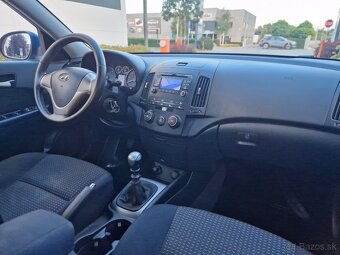 Hyundai i30 1.6 CRDi Comfort - 11