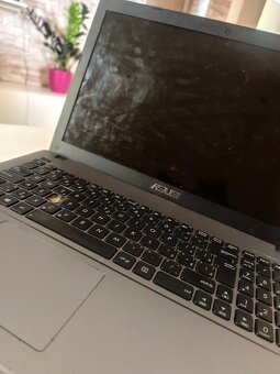 Asus notebook - 11