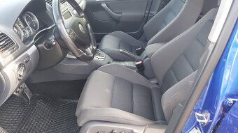 VW GOLF 5 R32 - 11