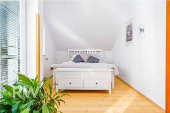 VÝNIMOČNÁ POLOHA - Rodinný dom v centre STUPAVY - TICHÁ LOKA - 11