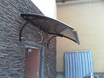 Hliníkový prístrešok nad dvere - 11