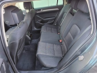 Volkswagen Passat Variant 2.0 TDI DSG ACC Ťažné DVD Kamera - 11