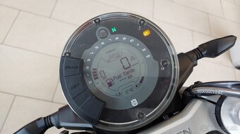 Husqvarna Svartpilen 401 ABS - 11