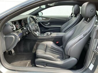 Mercedes E trieda Coupé 400 4matic . 9g. AMG Line. Panorama - 11