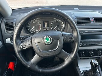 Škoda Octavia Combi 2.0 TDI 103 kW - 11