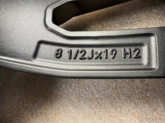 Originál zimní kolesa BMW 3 G20 R19 style 792M - 11