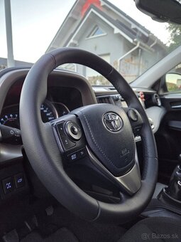 Toyota Rav4 2.0 D-4D - 11