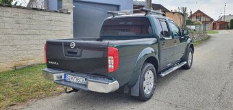Predám Nissan navara r.v.2006 2.5l 126kw - 11