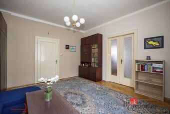 Na predaj: Veľkometrážny historický byt - centrum mesta Bans - 11