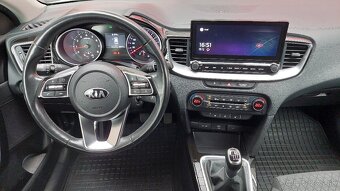 Kia Ceed 1.5 T-GDi 118kW Gold - 11