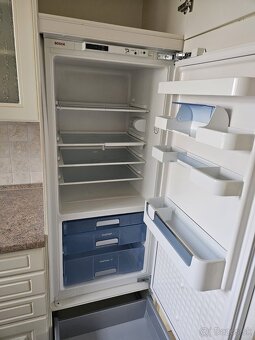 Moderná kuchynská linka so spotrebičmi - 11