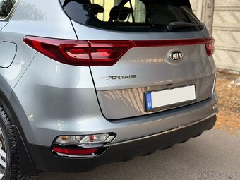 KIA SPORTAGE 1.6 GDI GOLD / 21 000 km / NEBÚRANÉ / 1.MAJITEĽ - 11
