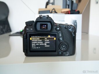 Canon EOS 70D - Iba telo - 11