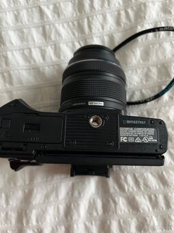 Olympus OM-D E-M10 Mark II - 11