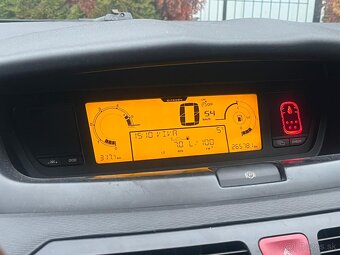 Citroen C4 Grand Picasso 1.6 HDI _ 7miestne - 11