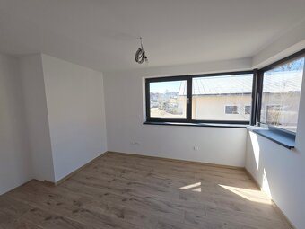 Predáme novost. poschodového 5+kk RD, Horný Vadičov, R2 SK. - 11