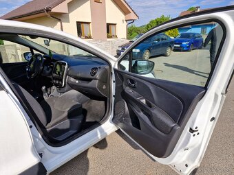 Renault clio 1.5 dCi r.v 2012 - 11