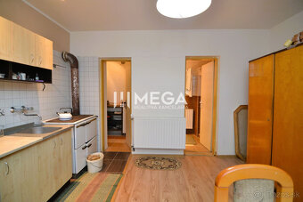 PREDAJ DOMU SO ZÁHRADOU V OBCI UBĽA - 11