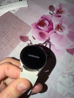 Samsung galaxy Z flip 5 + galaxy watch 6 - 11