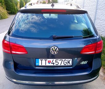Volkswagen Passat B7 2.0 TDI - 11