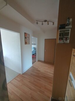 Priestranný 3-izbový byt na Sídlisku, 82 m2 - 11