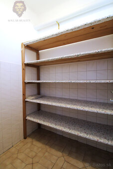 NA PRENÁJOM - 2 - izbový byt v centre Piešťan s parkovaním - 11