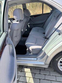 Mercedes W210 E200CDi v originálnom stave - 11