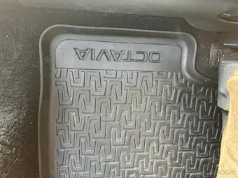 Škoda Octavia 3 combi , 4x4 , webasto, nezávisle kúrenie - 11