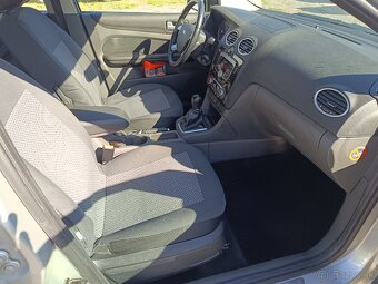 Ford Focus 1,8 TDCi 85 kW. r.v. 11/2007, GHIA - 11