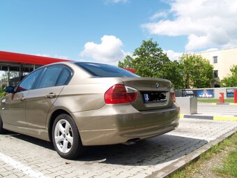 BMW 320d E90 2008 - 11
