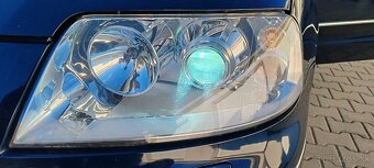 Predám Volkswagen Sharan BUSSINES 1.9 TDI Xenon 4 Motion - 11