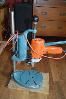 predam stojan na vrtacku spolu s vrtackou Black&Decker - 11