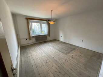 Rodinný dom na bývanie, podnikanie 475 m² - Stará Ľadoveň - 11