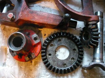 náhradní díly na obraceče sena - 11