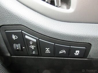 Kia Sportage 2.0 CRDi VGT 4WD EX - 11