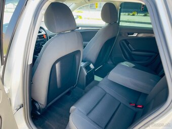 Audi A4 Avant B8 2.0 TDI 2010 - automat - 11
