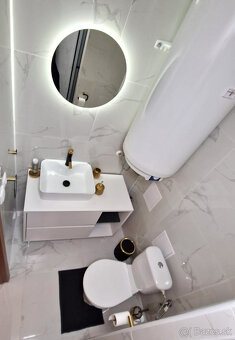 TOP cena 2-izbový BYT na PREDAJ vedla Donovalkova , s park - 11