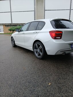 BMW 1 - 11